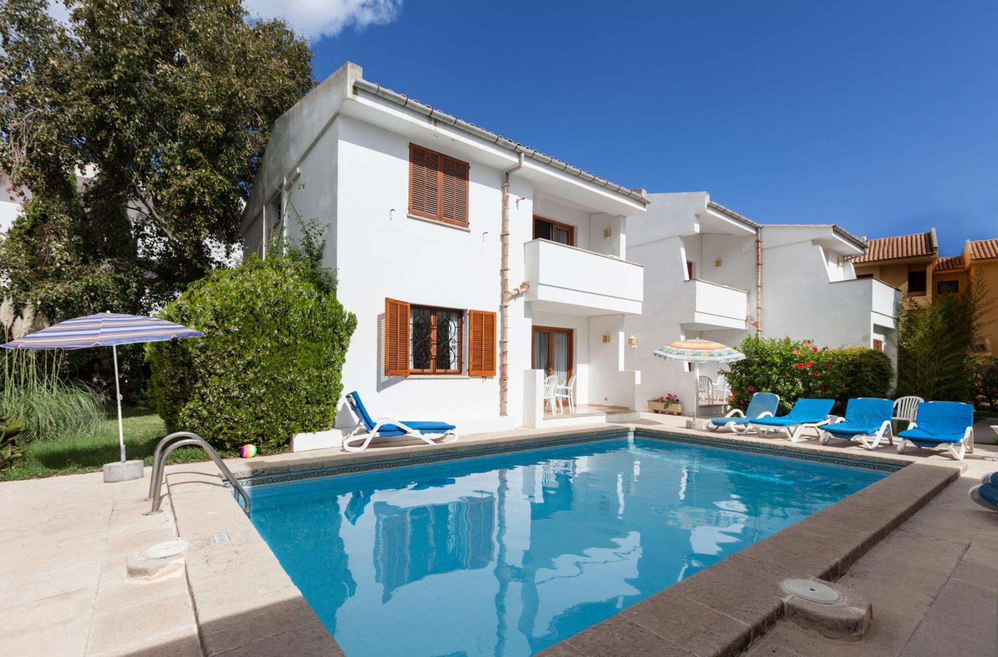 Apartamentos Leo Port de Pollença Exterior foto