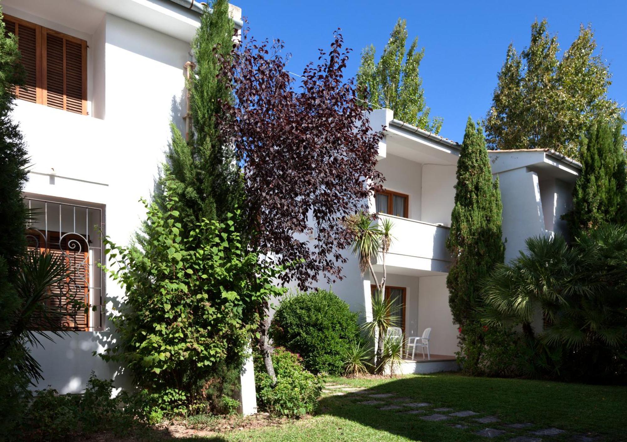 Apartamentos Leo Port de Pollença Exterior foto